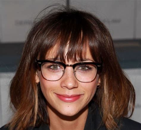 Rashida Jones Body Measurements Height Weight。